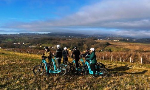 Balade sur les hauteurs du Beaujolais -  Loisirs Motorsports à Anse