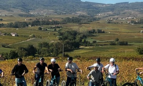 Balade sur les hauteurs du Beaujolais -  Loisirs Motorsports à Anse